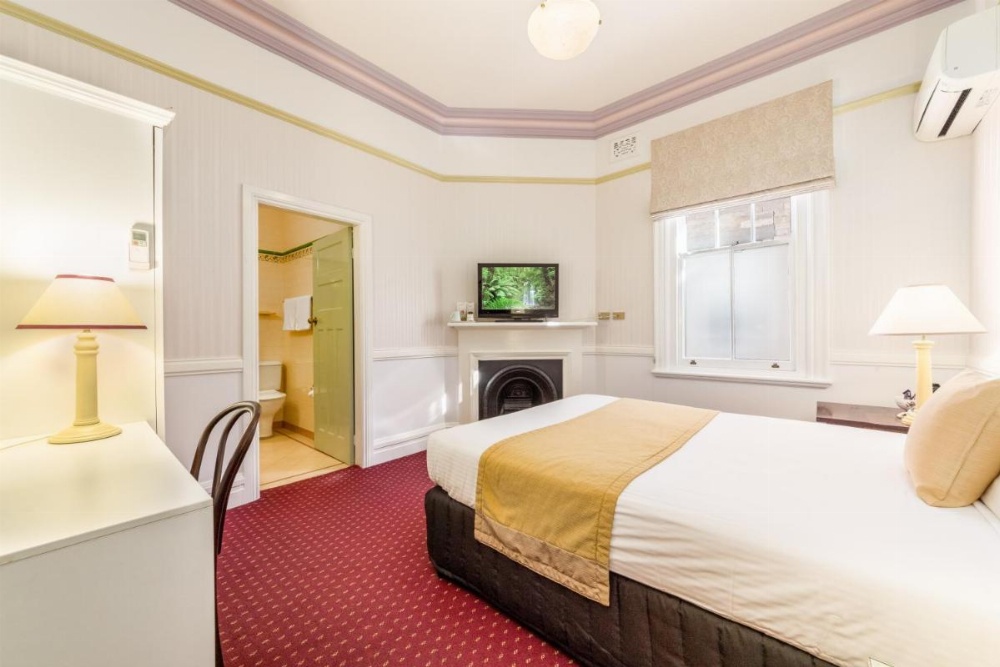 McLaren Hotel -North Sydney Image 15