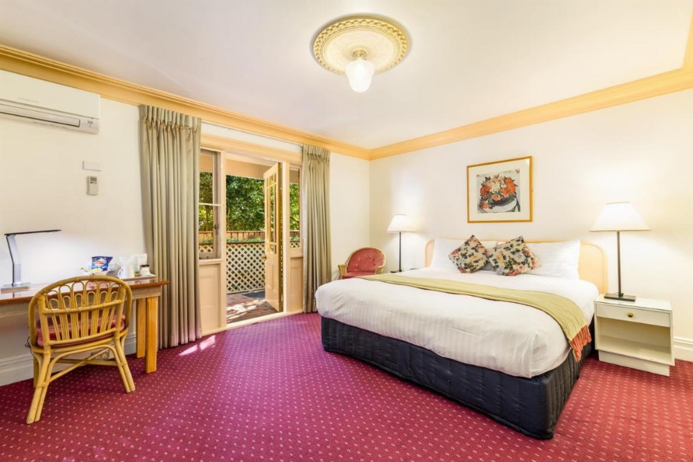 McLaren Hotel -North Sydney Image 16