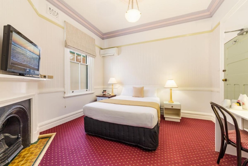 McLaren Hotel -North Sydney Image 22